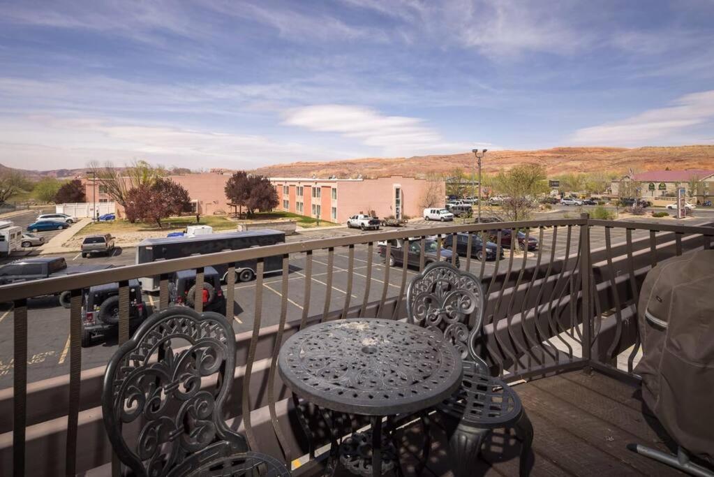 Luxury Downtown Rental - La Dolce Vita Villa #3 Moab Exterior photo
